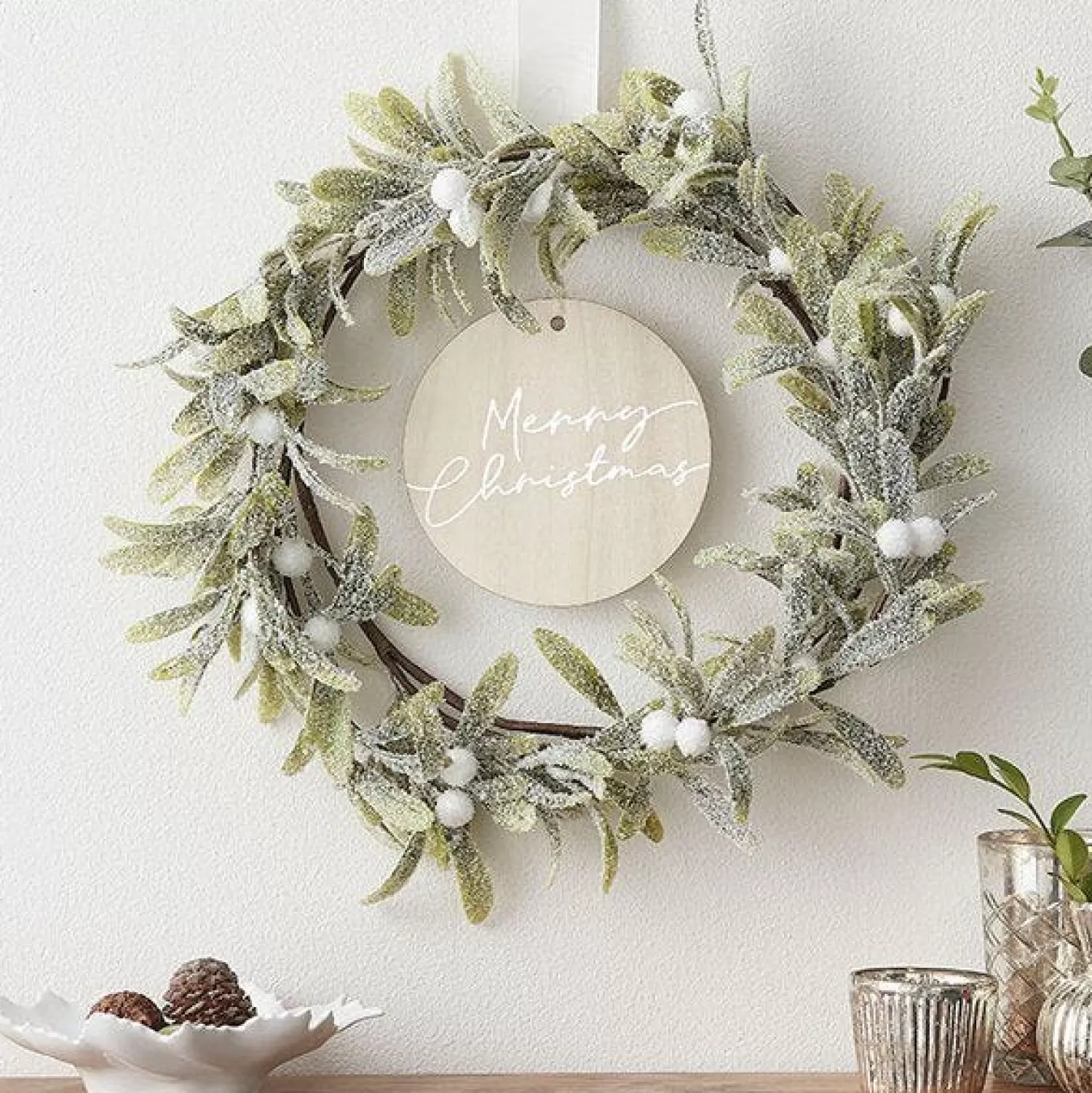 Flash Sale Party Delights Merry Christmas Mistletoe Wreath Hanging Decoration - 30Cm