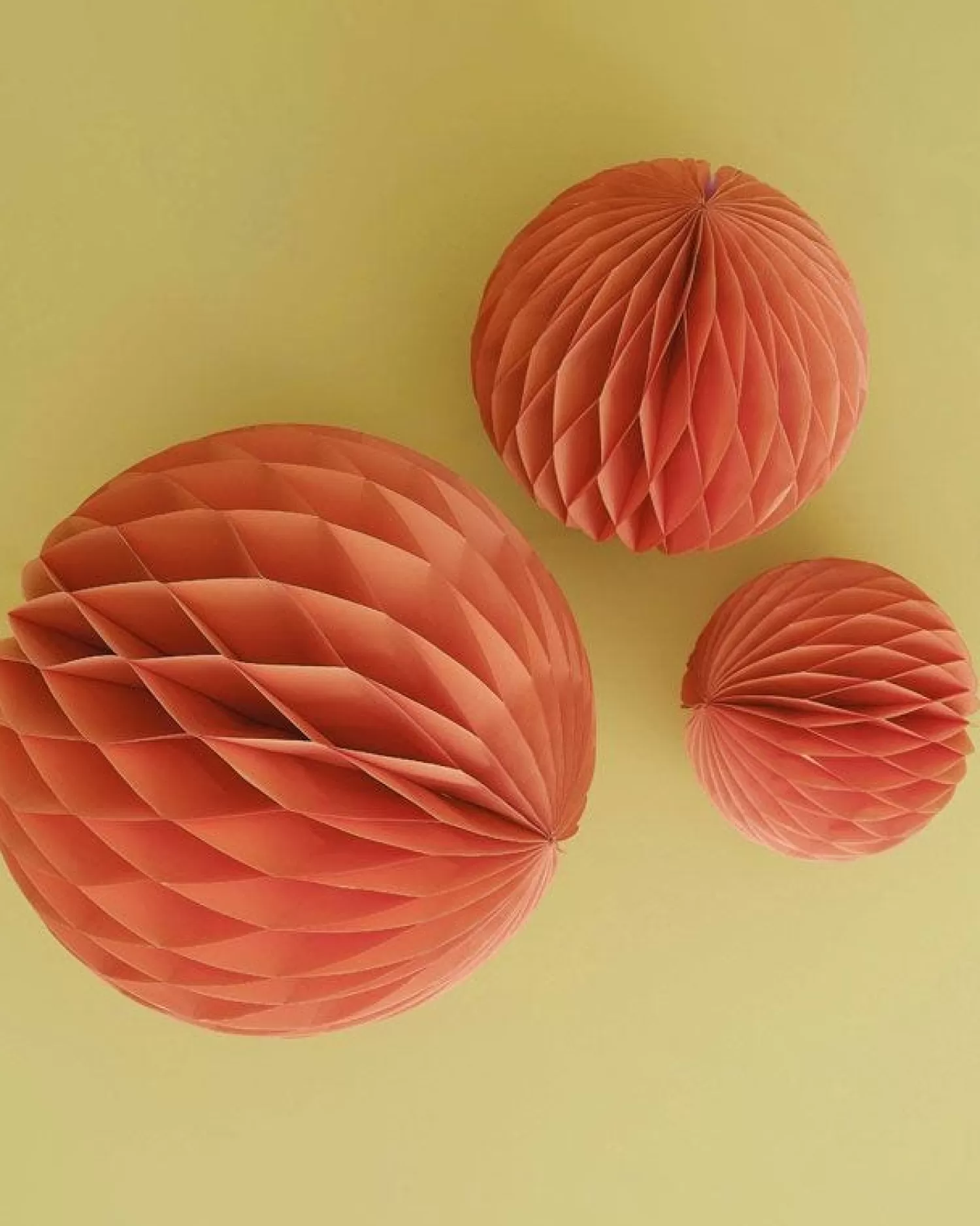 Orange Paper Honeycomb Hanging Decorations (3Pk)<Party Delights Best
