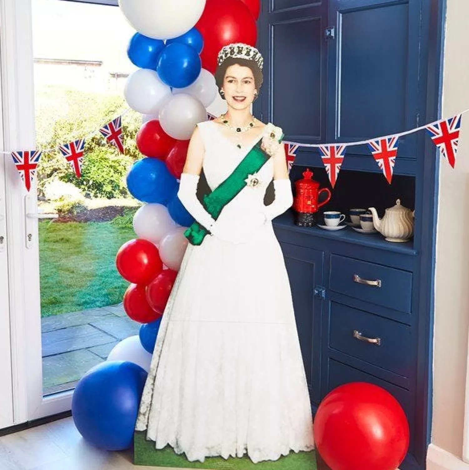 Best Sale Party Delights Queen Elizabeth 1954 Coronation Carboard Cutout - 181Cm X 74Cm