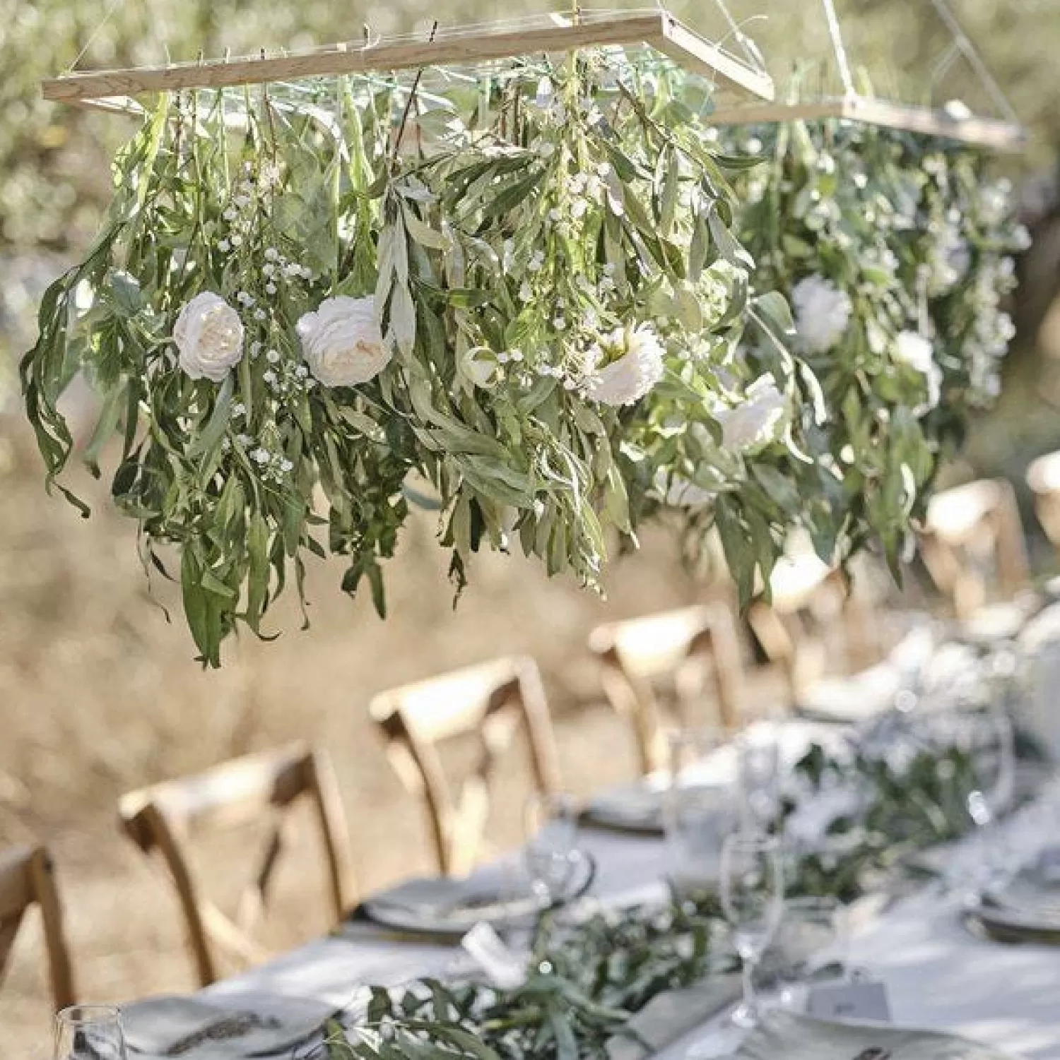 Store Party Delights Secret Garden Hanging Wooden Frame With Mesh For Foliage